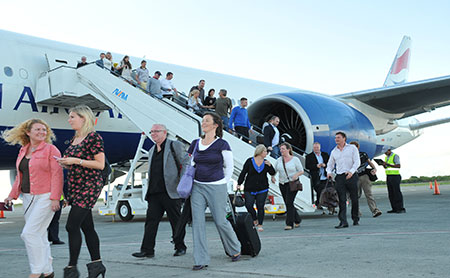 Visitantes internacionales por vía aérea creció 7.5%