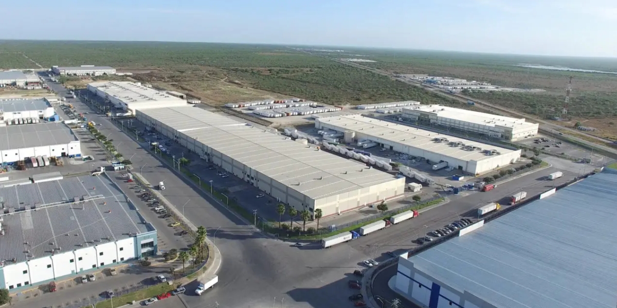 CDMX rompe récord industrial con 1.4 millones de m² comercializados en 2025