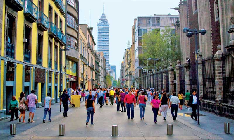Calle Madero en el Centro Histórico.