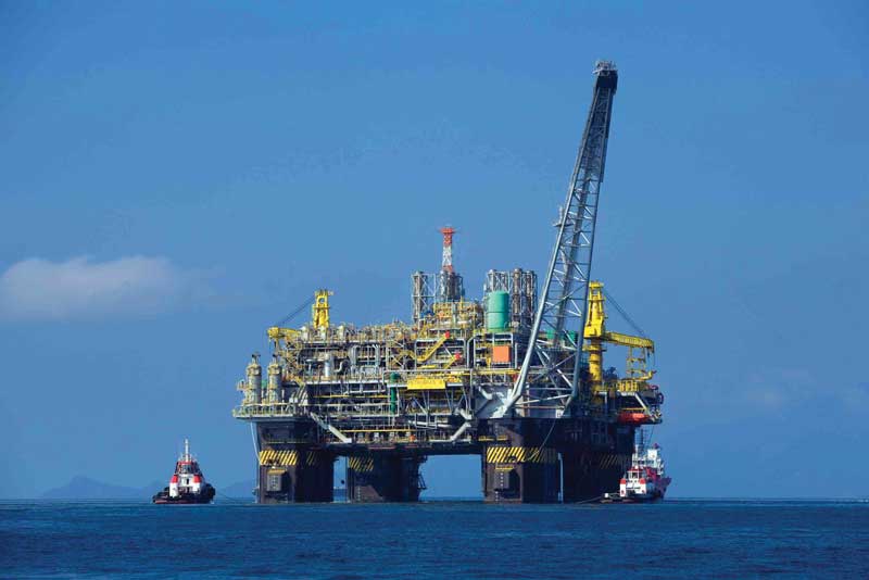 En septiembre de 2016 Pemex descubrió 6 yacimientos de petróleo en el Golfo de México cuya capacidad productiva podría alcanzar los 15 mil bdp diarios.