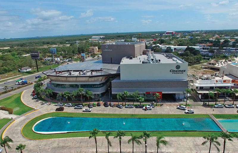 Plaza de la Roca, de Fibra HD, en Cancún,, tiene un área rentable de 6,968 m2.  