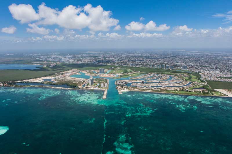 Puerto Cancún tuvo una inversión de 1,500 millones de pesos para la construcción de 800 residencias.