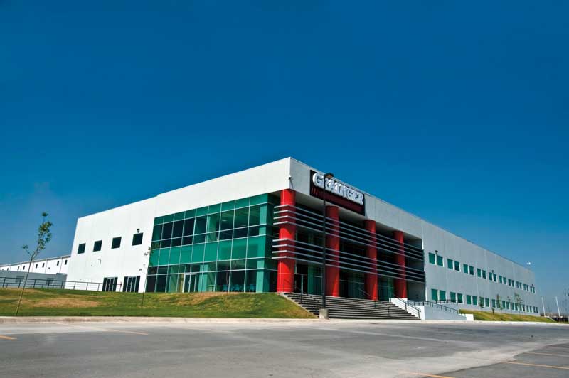 Real Estate,En el año de 2008, FINSA desarrolló el primer edificio con certificación LEED