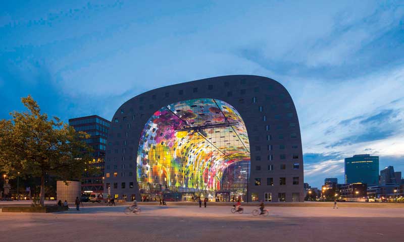 Real Estate Market &amp; Lifestyle,Real Estate,Arquitectura Disruptiva,Los arquitectos más influyentes del mundo,MVRDV, Investigación, análisis y experimentación, Market Hall. Rotterdam, Países Bajos (2014). 
