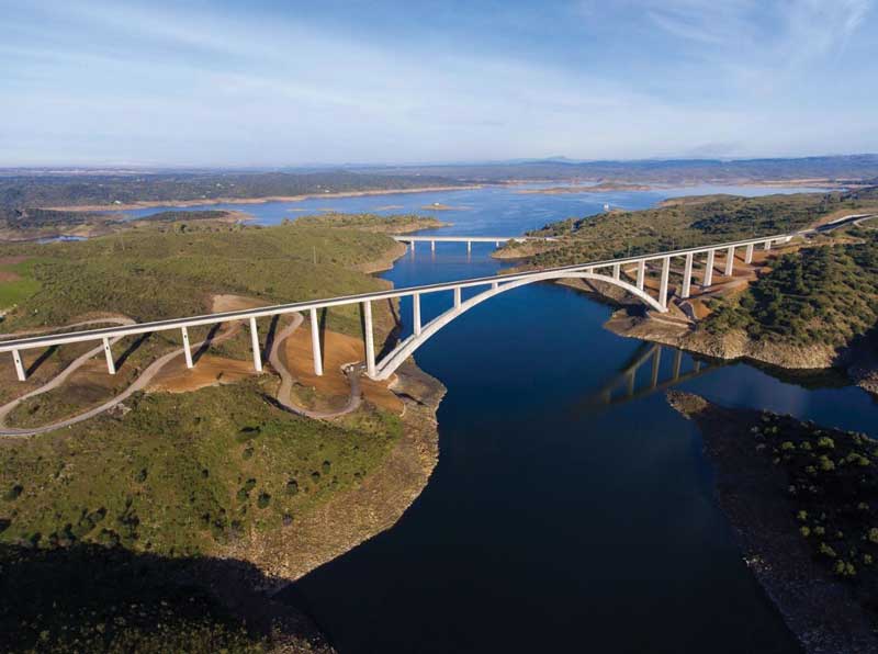 Real Estate Market &amp; Lifestyle,Real Estate,Real Estate México,60 años de Inbursa,Grupo Financiero Inbursa,Inbursa,Ing Carlos Slim,Marco Antonio Slim,Grupo Carso, Viaducto de Almonte, en Cáceres.