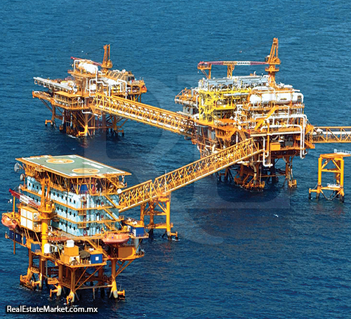 Plataforma del campo petrolero Ku-Maloob_zaap, Golfo de México.