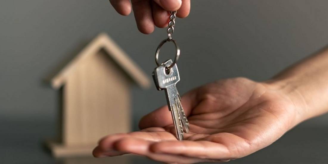 Congreso de CDMX recibe iniciativa para dar vivienda a jóvenes