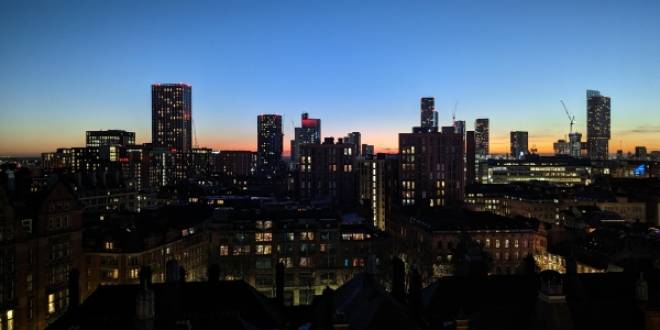 Manchester lidera ranking de ciudades más preparadas para la IA en UK