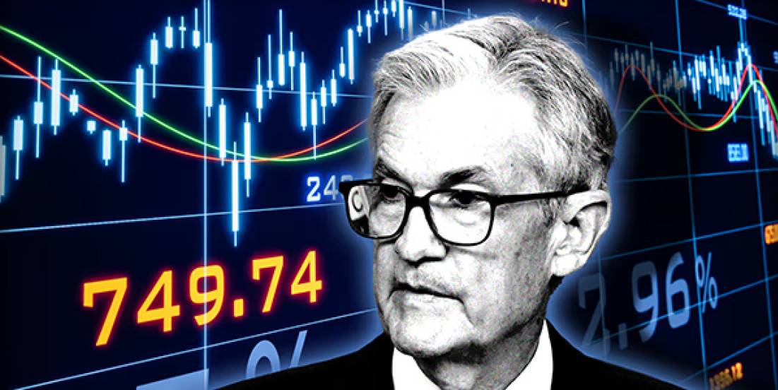 El dólar se fortalece y arrastra al peso por quinta jornada; PIB de EU sorprende