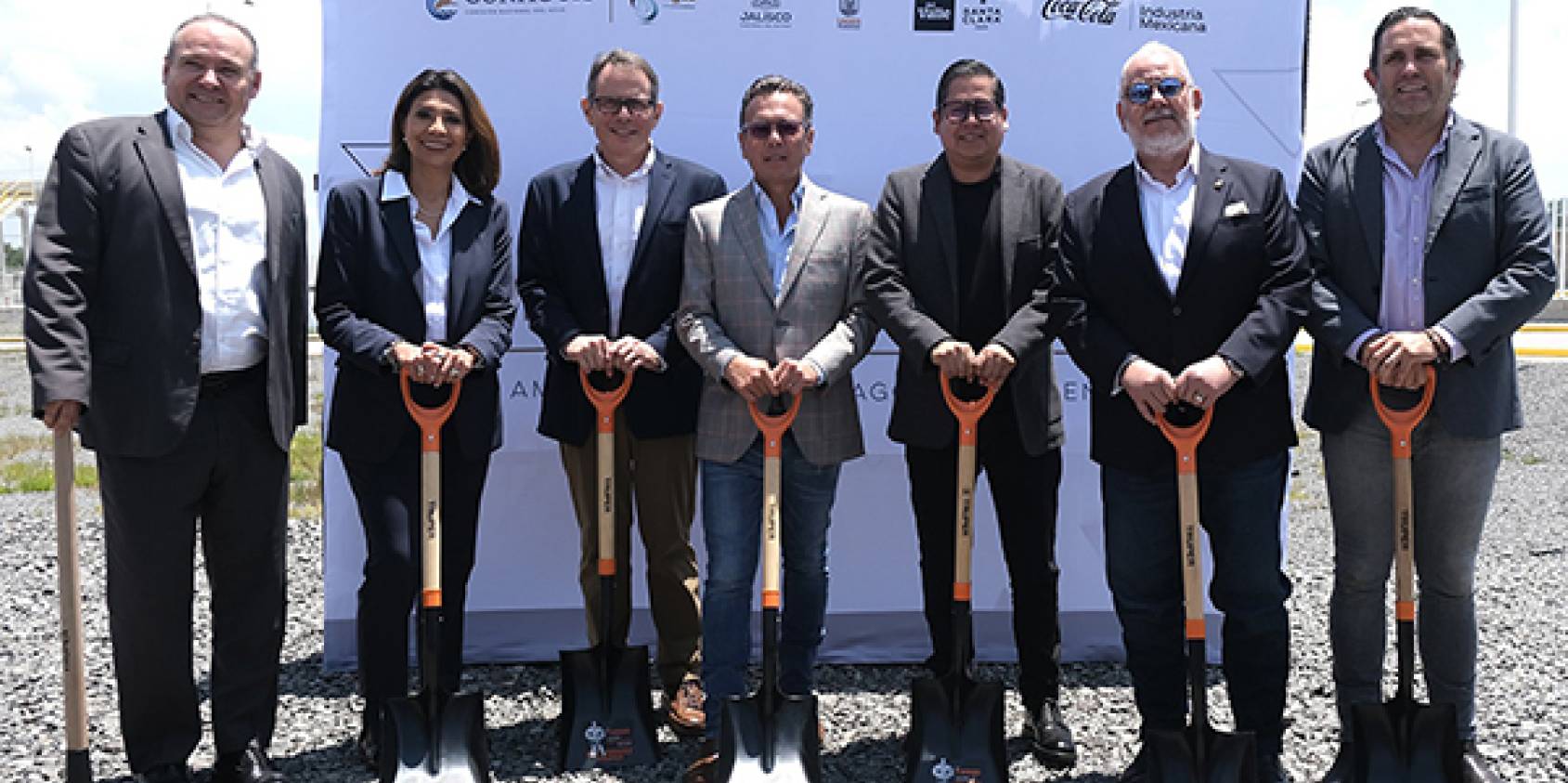 Lagos de Moreno recibe 85 mdd de Coca-Cola para expandir Jugos del Valle