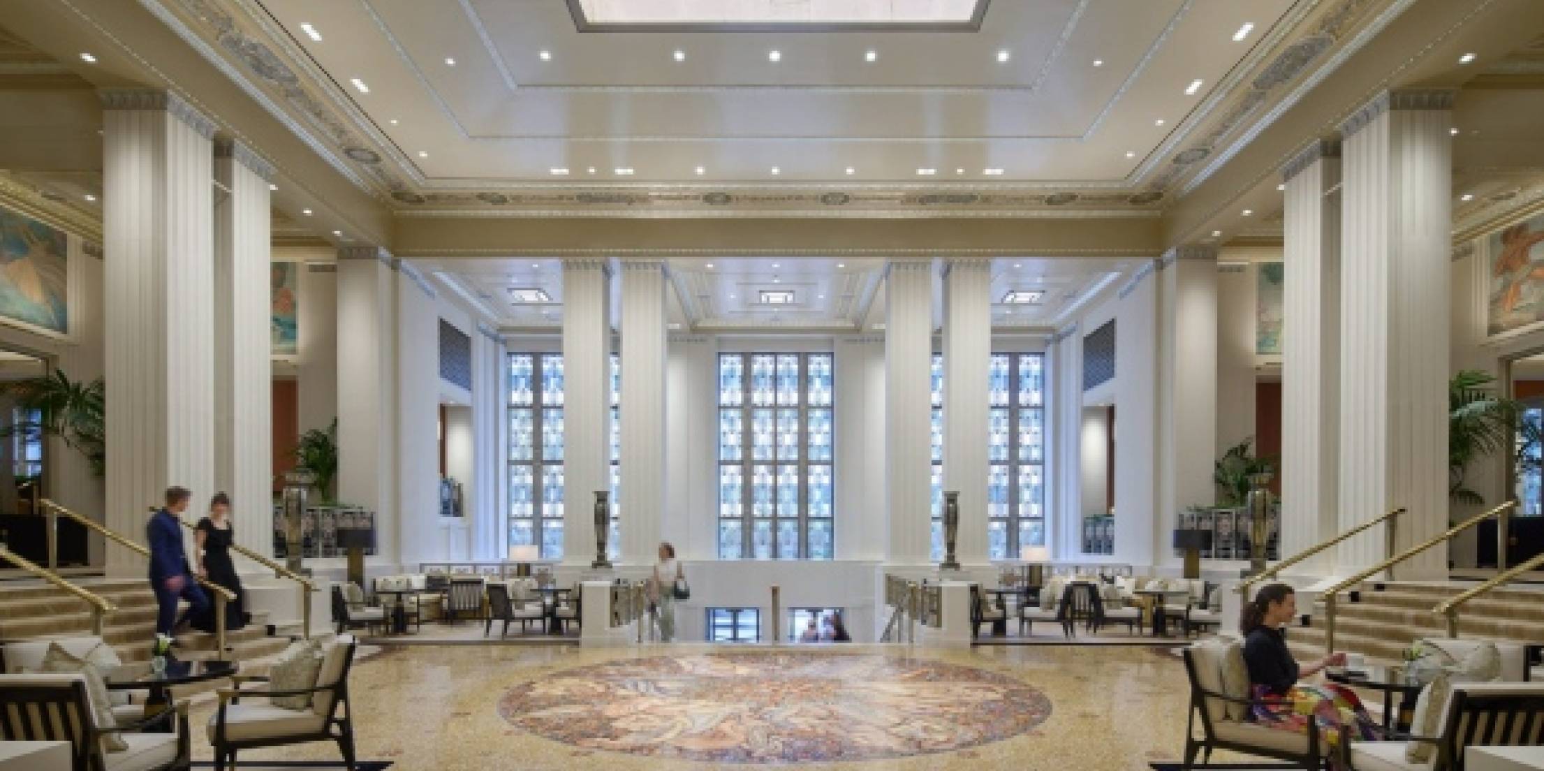Waldorf Astoria: Restauración Art Decó con Visión Contemporánea