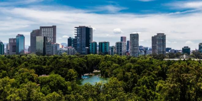 Crisis de accesibilidad y desigualdad: la vivienda se aleja de los capitalinos