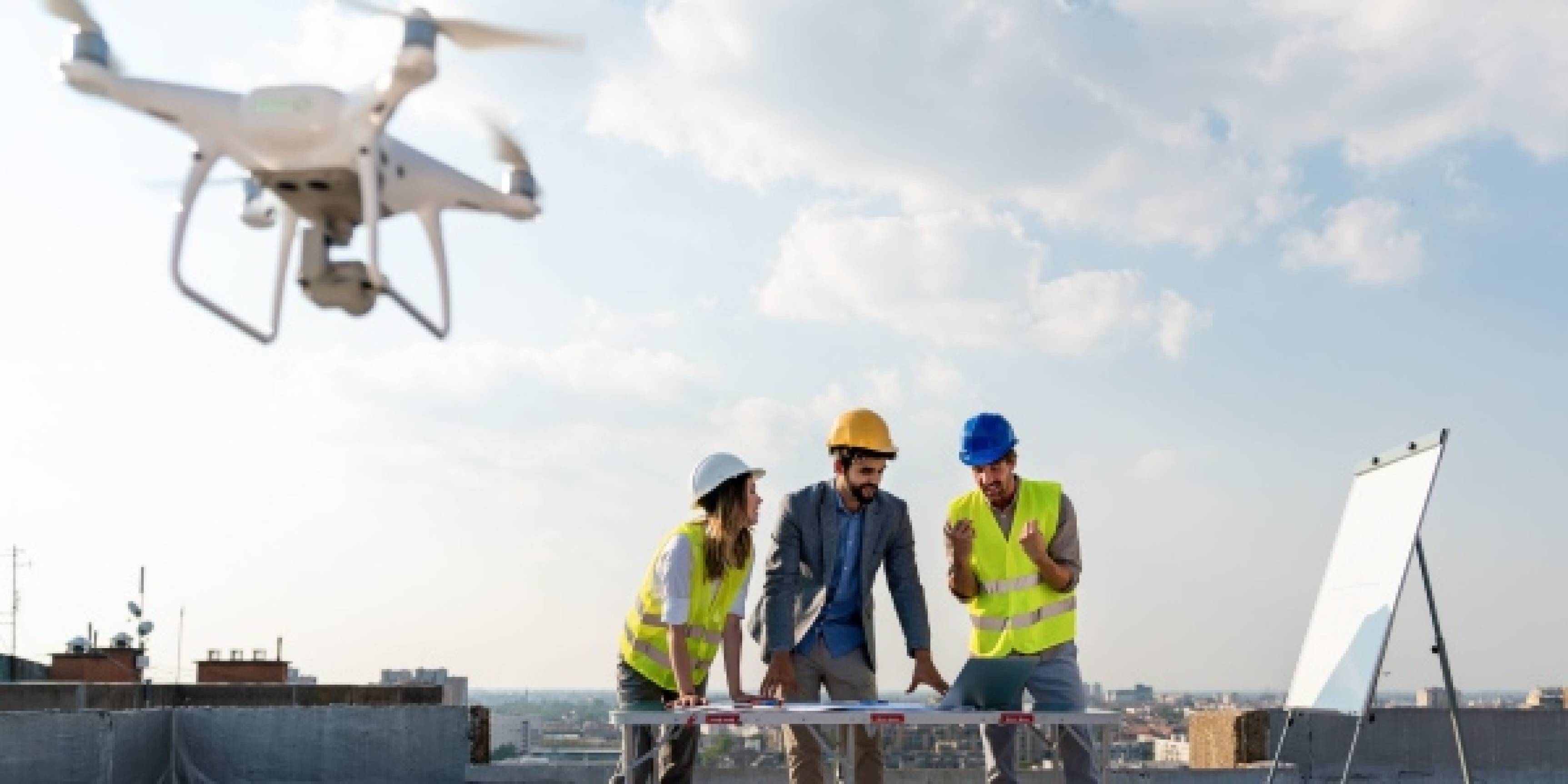 Drones y analítica avanzada reducen sobrecostos en proyectos corporativos