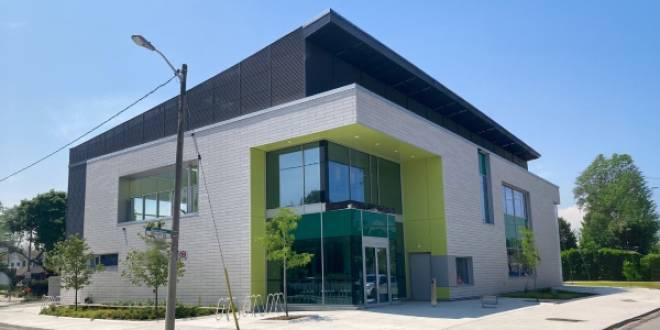 Toronto inaugura su primer edificio con emisiones netas cero