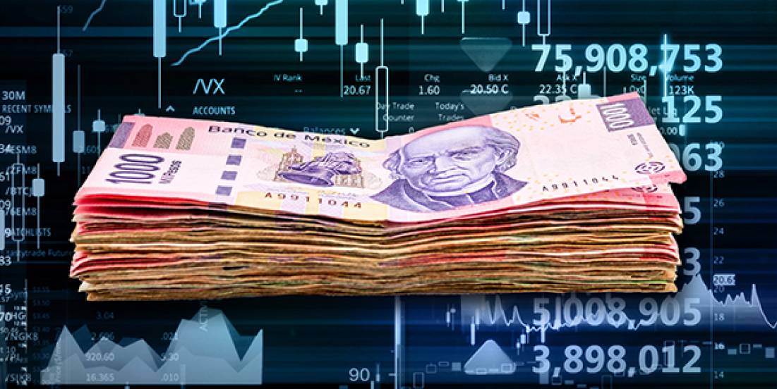 El peso se aprecia ante menor inflación en México y debilidad del dólar