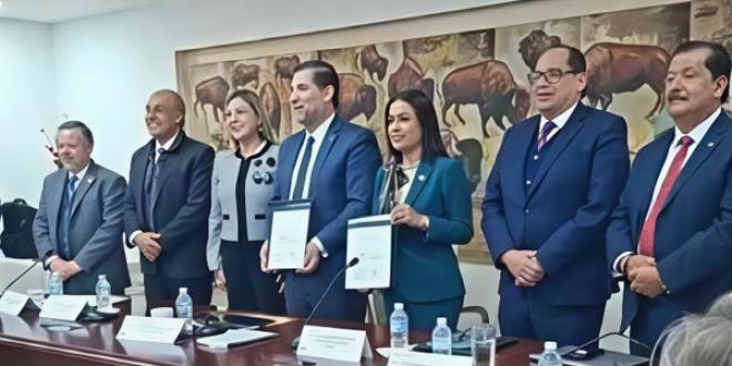 Alianza entre CMIC y AMPI busca detonar vivienda e infraestructura