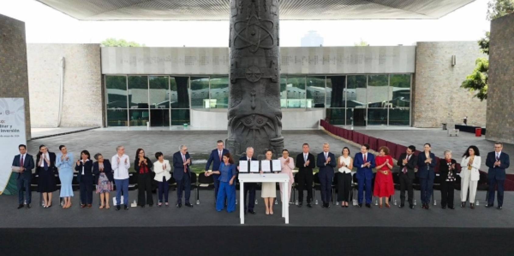 Gobierno impulsa inversiones estratégicas con menos trámites y mayor certidumbre
