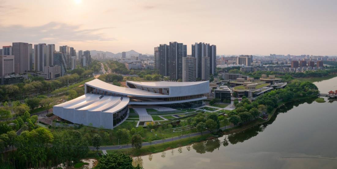 ZHA inaugura un ícono cultural en Dongguan