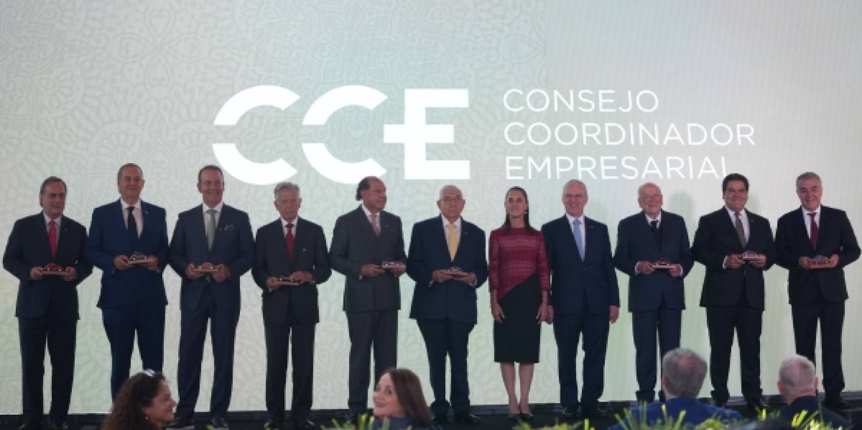 México, séptimo país de la OCDE con mayor crecimiento del PIB: Sheinbaum