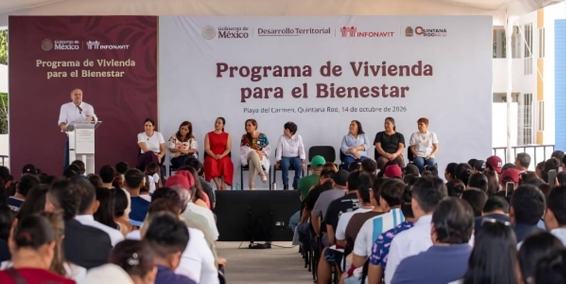 Infonavit entrega viviendas en Playa del Carmen; va por 62 mil hogares